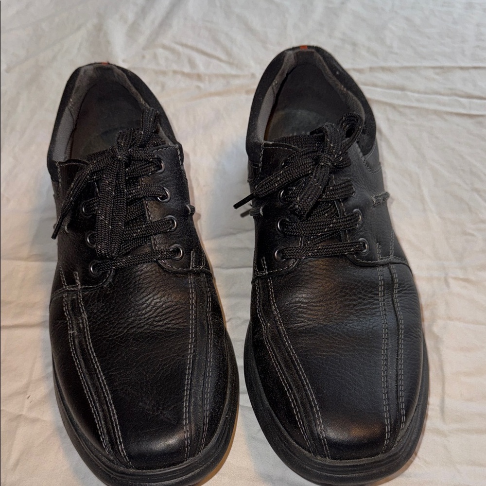 Clarks Black Leather Oxfords